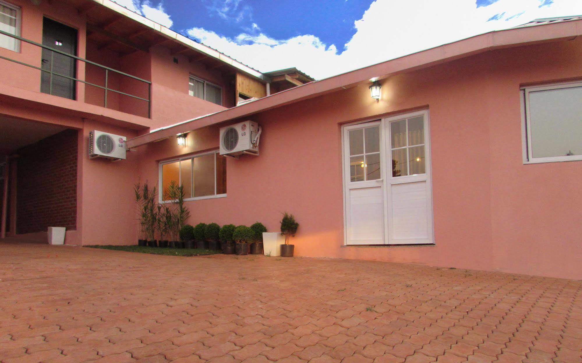 Altos Del Iguazu Hotel Пуерто Игуасу Екстериор снимка