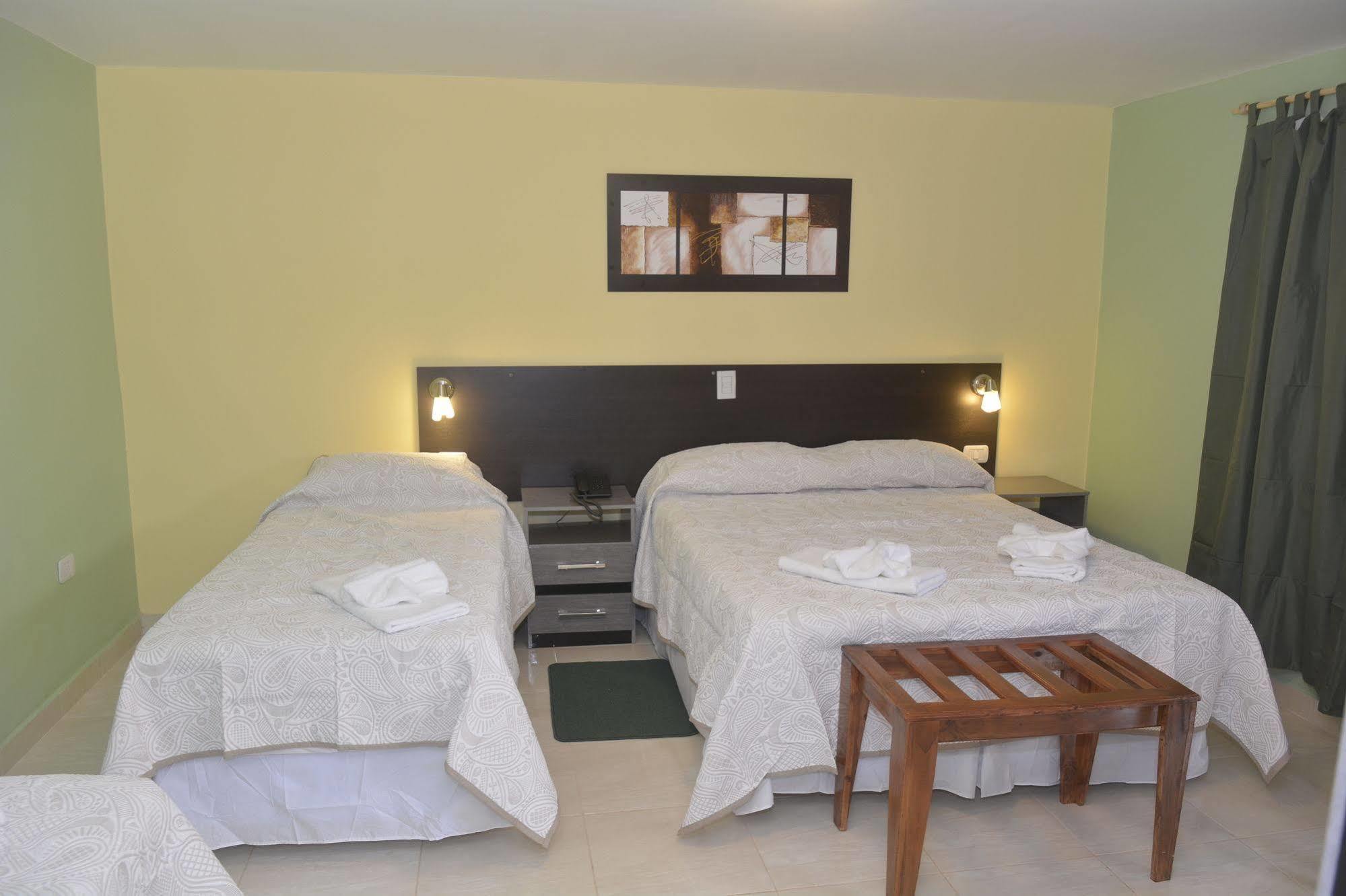Altos Del Iguazu Hotel Пуерто Игуасу Екстериор снимка